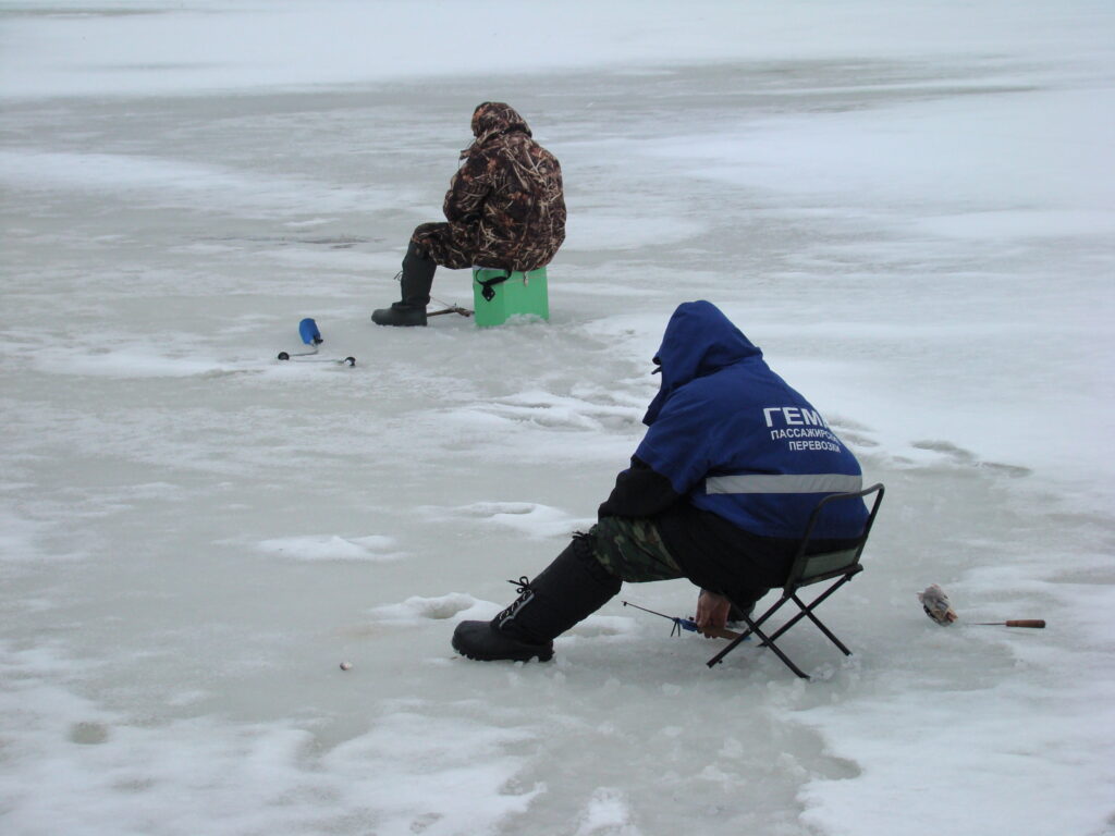 Activities and Cultura lImmersion-ice fishing