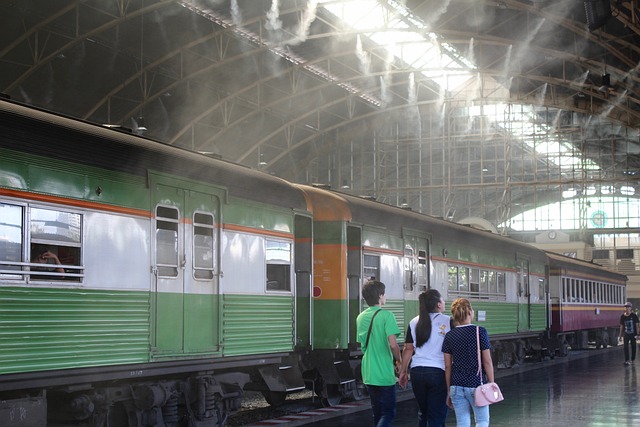 train thailand